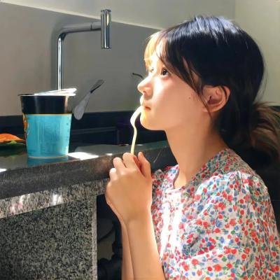 继母与女儿之间的小休止